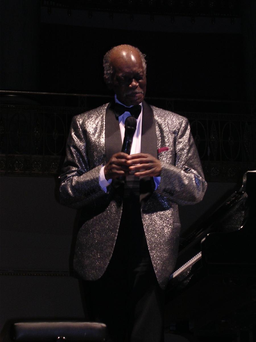 hank-jones-8